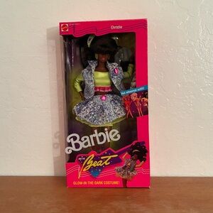 Vintage 1989 Barbie And The Beat Glow-in-the-Dark Christie Doll NRFB